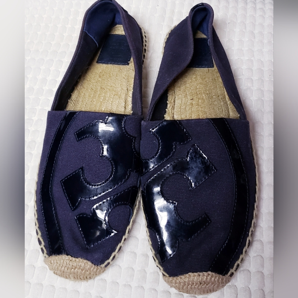 NAVY BLUE TORY BURCH FLAT ESPADRILLES